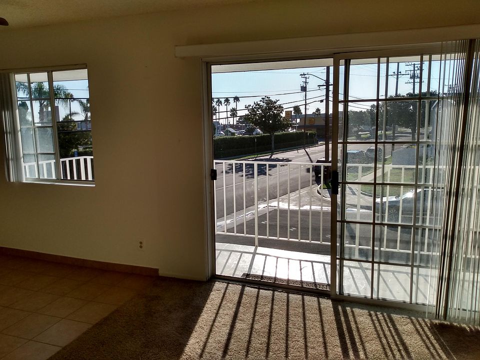 2nd image of 25203 Bigelow Rd APT 4
