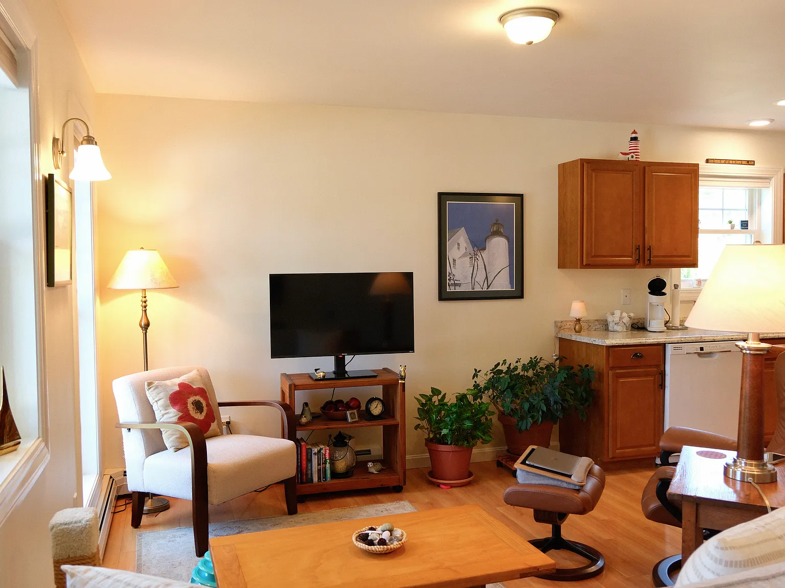 2 bed, 1100 sqft, $2,250 — Photo 4
