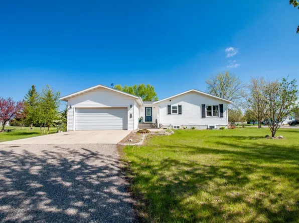 720 6th Dr NW, Perham, MN 56573