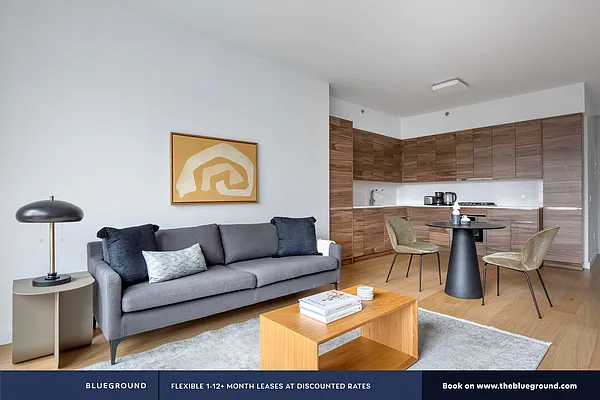 Rented by The Blueground | media 44