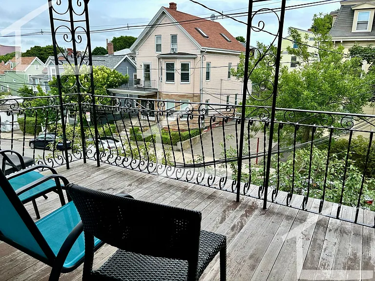 93 Glen St #2 — Photo 30