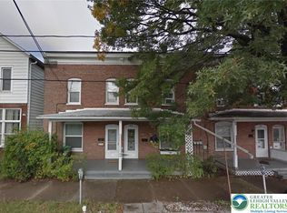 822 Monroe St, Stroudsburg, PA 18360