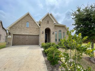 1012 Canyon Oak Dr, Euless, TX 76039