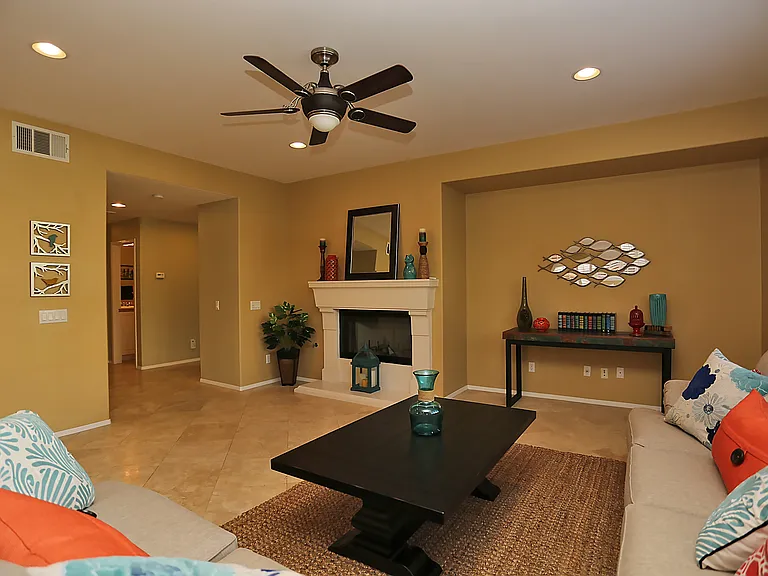 45290 Willowick St — Photo 12