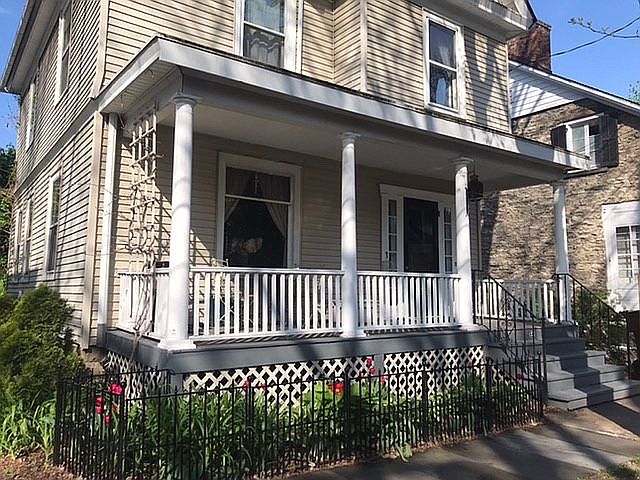 2nd image of 133 Green St