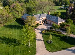 6207 Pine Tree Dr, Long Grove, IL 60047