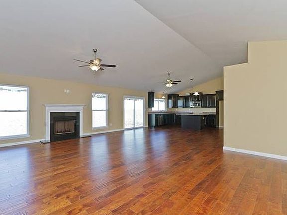 Great Room into the Kitch