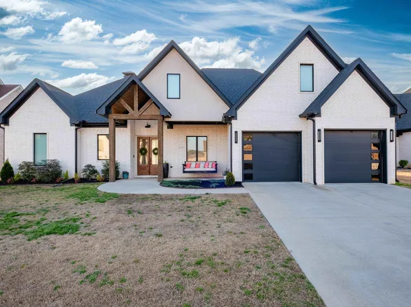 7021 Fields Dr, Benton, AR 72019