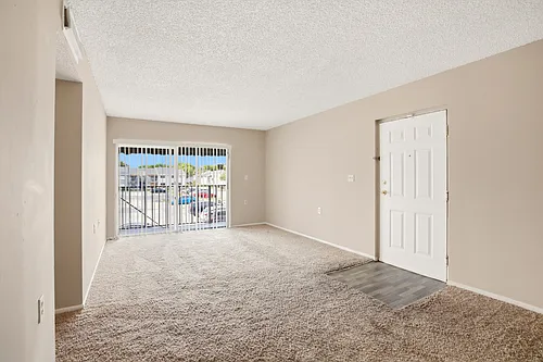 1153 Lake Victoria Dr #H Photo 1