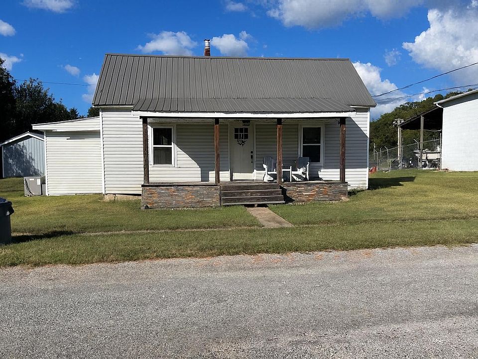 1st image of 120 7th St