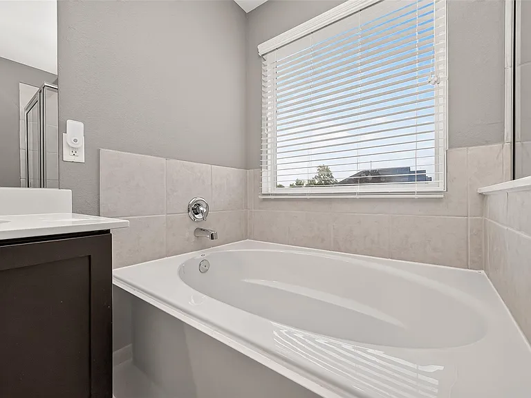 8932 Hollister Commons Ln — Photo 42