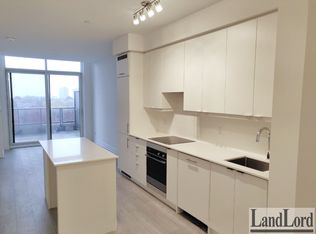 36 Elm Dr W #502, Mississauga, ON L5B 0N3