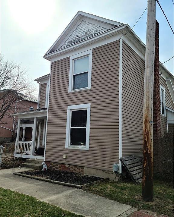 2nd image of 311 Armstrong St