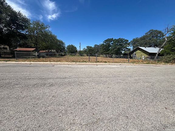 2nd image of 409 Ave D LOT 11