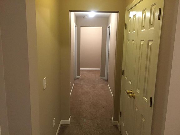 hallway to bath and bedrooms