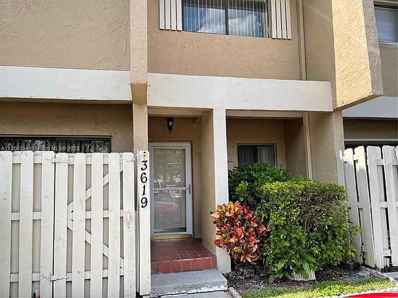 4th image of 3619 NW 91st Ln #3619
