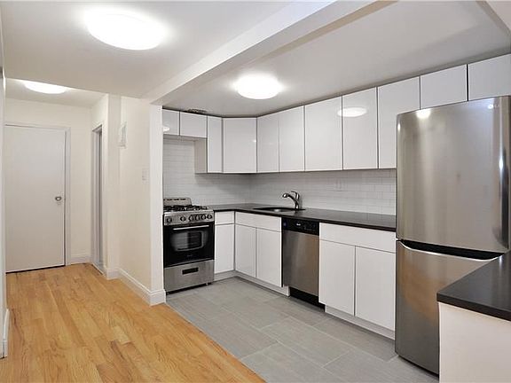 5th image of 160 W 16th St APT 1-D