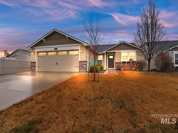 2450 W Foxglove Dr, Nampa, ID 83686