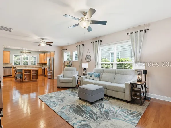 460 Heathwood Dr, Bluffton, SC 29909