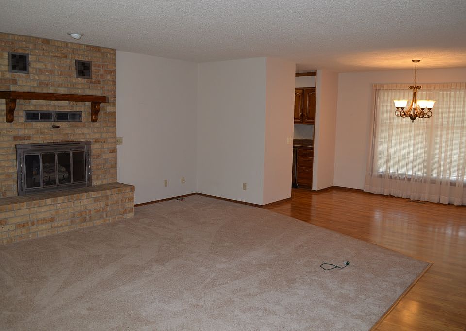 2nd image of 102 Partridge Pl