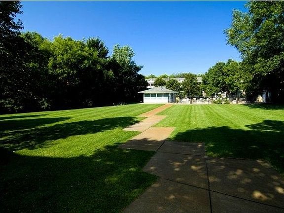 5th image of 11445 Anderson Lakes Pkwy #1