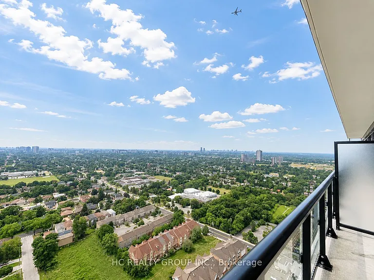 5858 Yonge St #Penthouse 25 — Photo 21