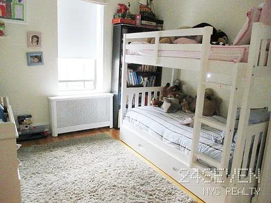 Rented by 24 7 NYC Realty Inc. | media 42