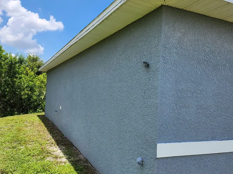 1019 Bandera St — Photo 17