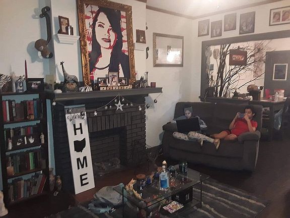 4th image of 80 W Hudson Ave