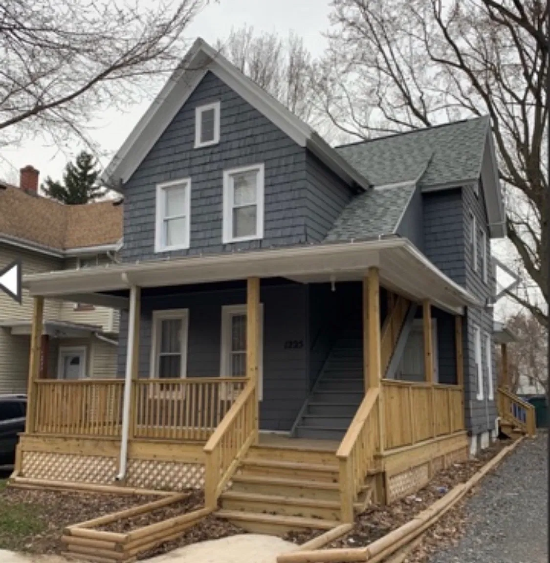 1225 S. Plymouth Ave. — Photo 2