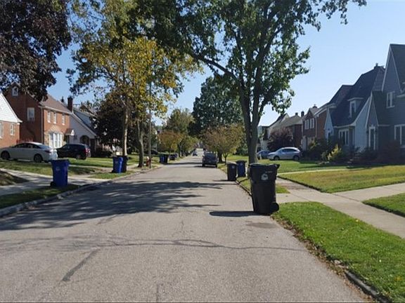 4th image of 33482 Willowick Dr