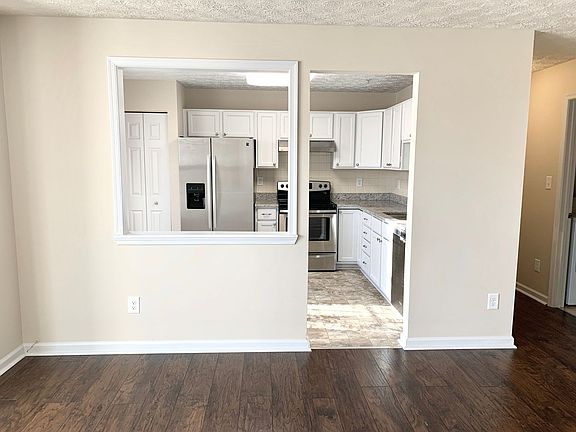 5th image of 2450 Apple Blossom Ln APT 301