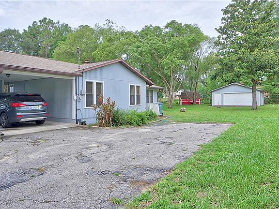 5th image of 162 NE 43rd Ave