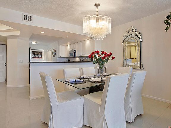 4th image of 522 Bay Colony Drive N #522