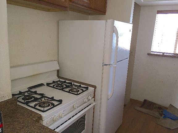 4th image of 1913 E 11th St