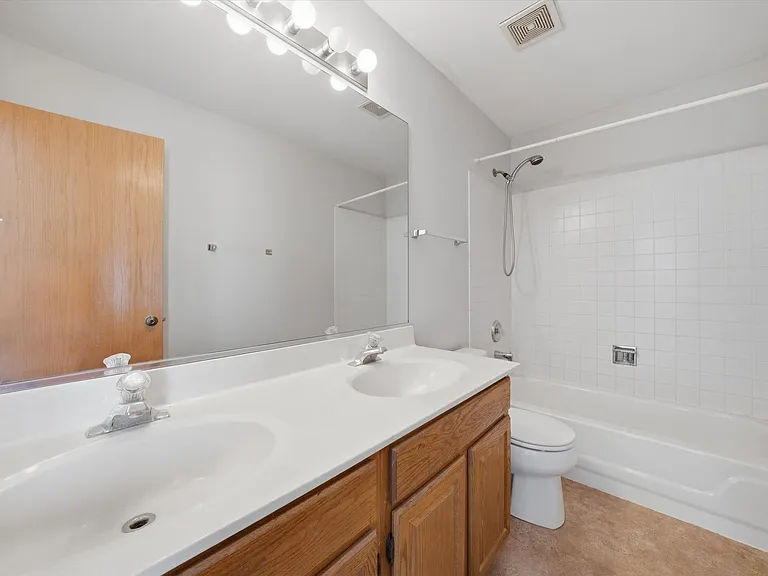 21854 W Kentwood Dr — Photo 19