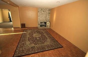 1st image of 925 N Scott Ave