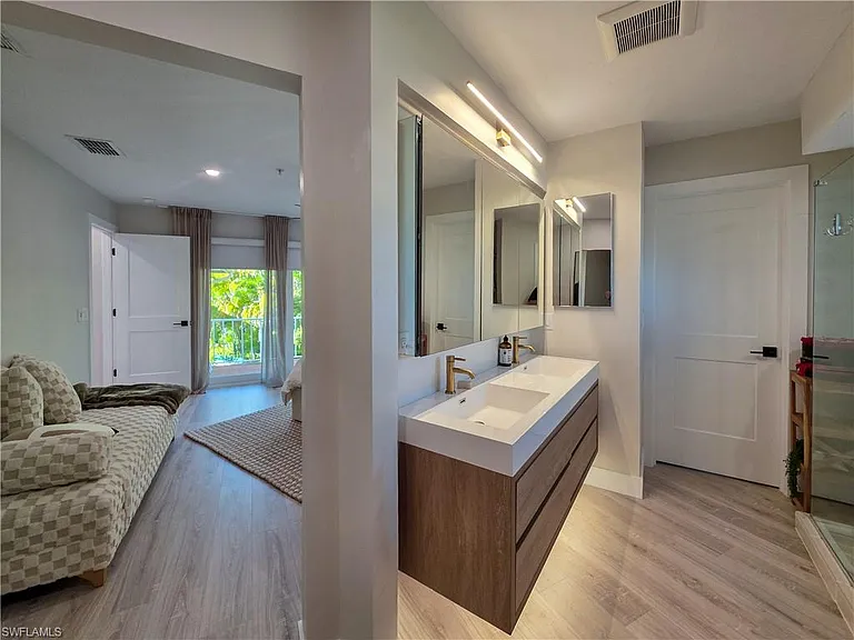 1495 Blue Point Ave #C — Photo 18