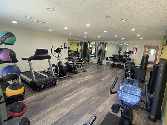 4th image of 24303 Woolsey Canyon Rd Space 124