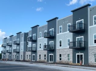 320 W 3rd St S, Newton, IA 50208