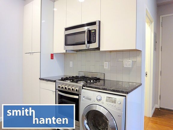 5th image of 109 Wyckoff St APT 2R