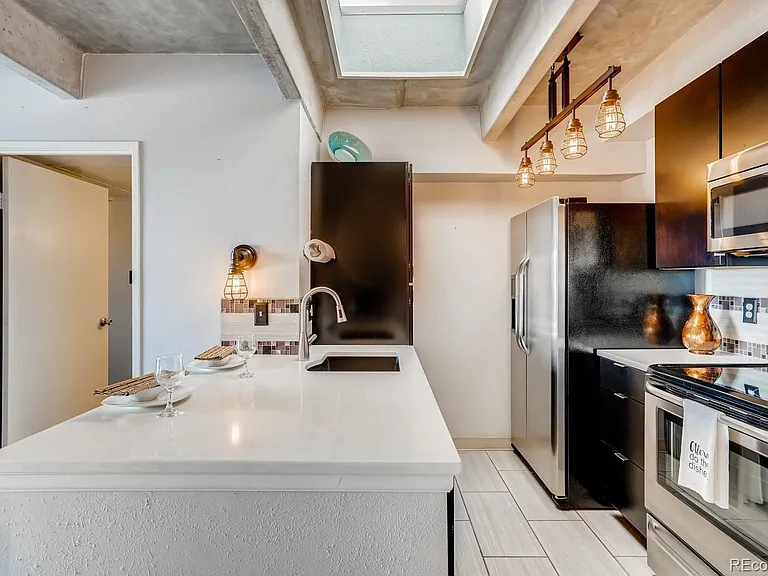 1433 N Williams St #Penthouse 5 — Photo 5