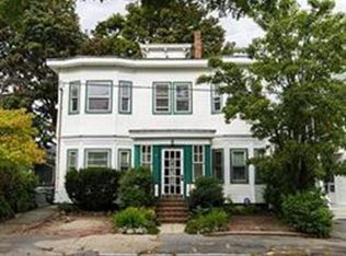 34 Titcomb St APT 1, Newburyport, MA 01950