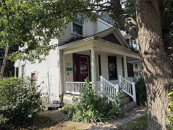 2nd image of 23 E Parkwood Dr