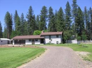 1125 W Pine Bluff Rd, Kettle Falls, WA 99141