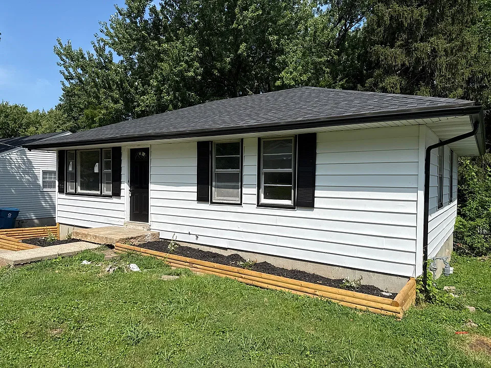 217 Anistasia Dr