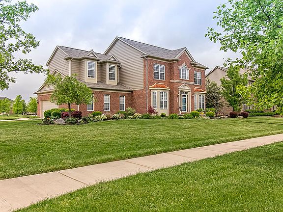 4th image of 2532 Premier Ln #177