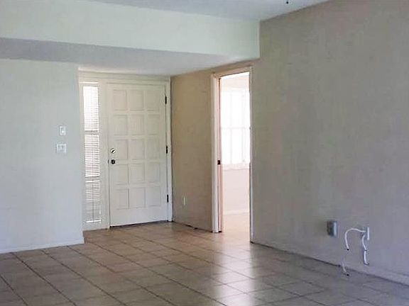 5th image of 10835 Indian Hills Ct APT 22