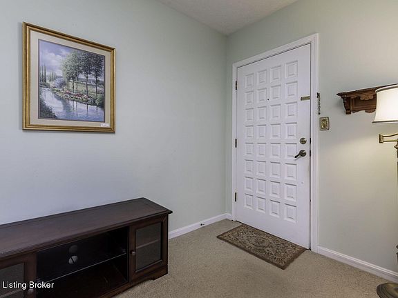 4th image of 206 Casa Bella Ct