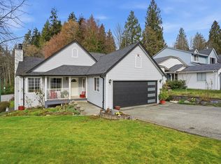 3300 Manning Cres, North Vancouver, BC V7H2R6